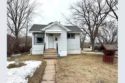2903 4th Avenue W, Hibbing, MN 55746 - Photo 1