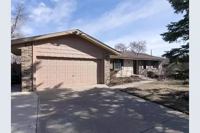922 Redwood Circle, Apple Valley, MN 55124 - Photo 1