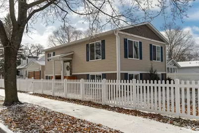 1009 8th Avenue SE, Rochester, MN 55904 - Photo 1