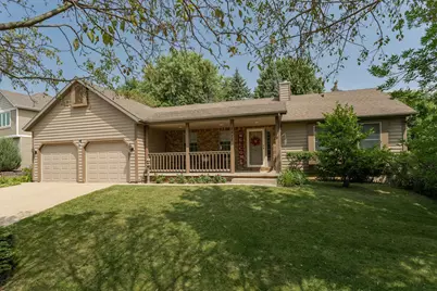 2011 Parkwood Hills Drive NE, Rochester, MN 55906 - Photo 1