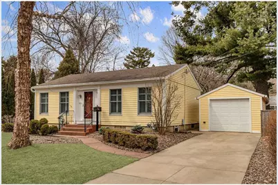 811 10th Street SW, Rochester, MN 55902 - Photo 1