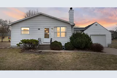 222 N 2nd Avenue E, Truman, MN 56088 - Photo 1