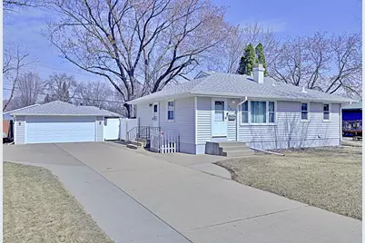 5212 65th Avenue N, Brooklyn Center, MN 55429 - Photo 1