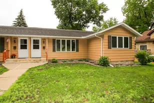 218 4th Ave SW, Hutchinson, MN 55350 - Photo 1