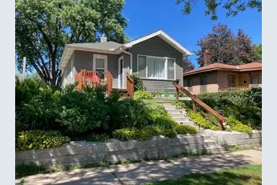 985 Seminary Avenue, Saint Paul, MN 55104 - Photo 1