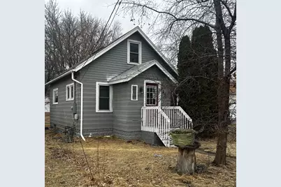 528 1st Avenue E, Cambridge, MN 55008 - Photo 1