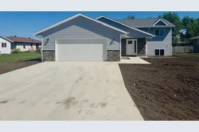 2115 Castlewood Drive, Worthington, MN 56187 - Photo 1