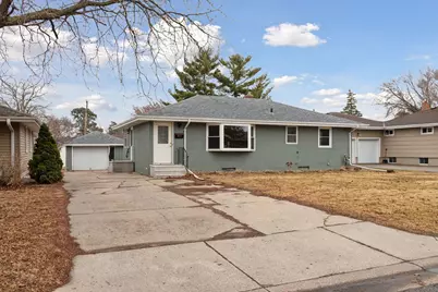 820 21st Avenue N, South Saint Paul, MN 55075 - Photo 1