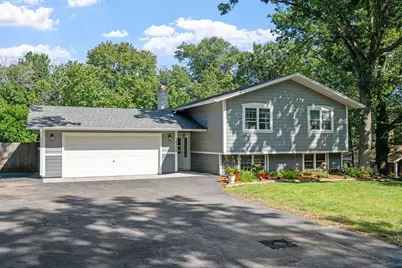 16300 N Hillcrest Court, Eden Prairie, MN 55346 - Photo 1