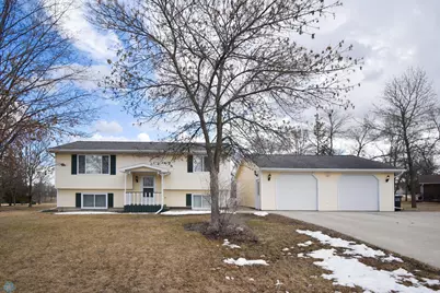 609 Broadway Avenue, Detroit Lakes, MN 56501 - Photo 1