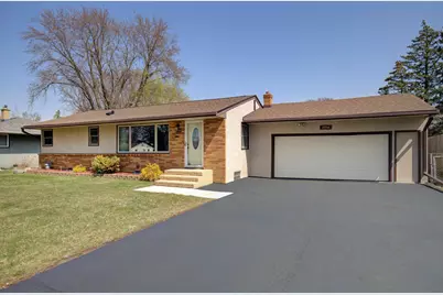 2714 Galtier Street, Roseville, MN 55113 - Photo 1