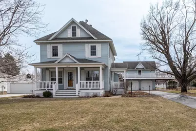 1017 W Lyon Avenue, Lake City, MN 55041 - Photo 1