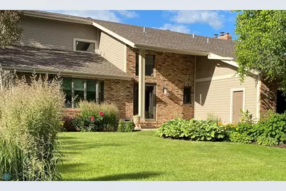 114 Prairiewood Drive S, Fargo,  58103 - Photo 1