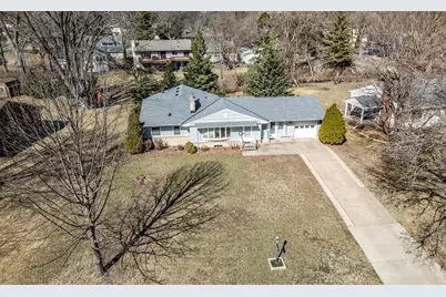 2021 Kenwood Drive E, Maplewood, MN 55117 - Photo 1