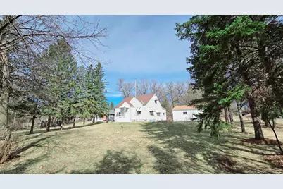 391 Highway 36 W, Roseville, MN 55113 - Photo 1