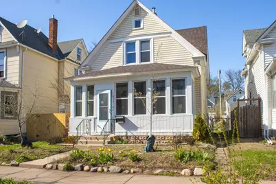 925 Thomas Avenue, Saint Paul, MN 55104 - Photo 1