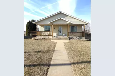 622 6th Street NW, Richmond, MN 56368 - Photo 1