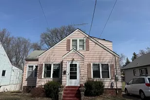 321 E 4th St, Albert Lea, MN 56007 - Photo 1