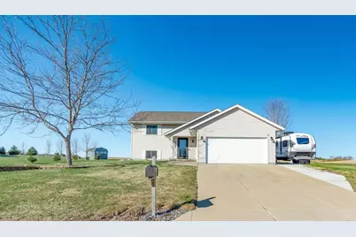 315 Loraine Drive, Lake Crystal, MN 56055 - Photo 1