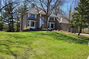 17683 Kingswood Cir, Lakeville, MN 55044 - Photo 1