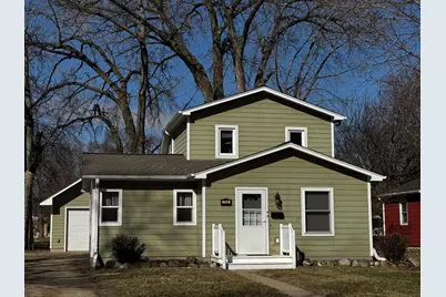 712 10th Street SW, Willmar, MN 56201 - Photo 1