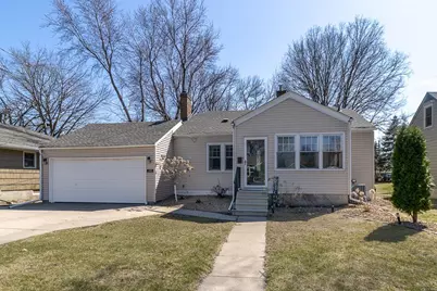 129 Rose Street, Mankato, MN 56001 - Photo 1