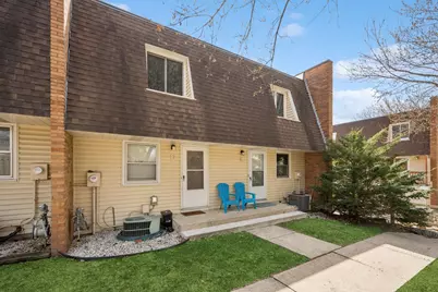 240 21st Avenue S #12, South Saint Paul, MN 55075 - Photo 1