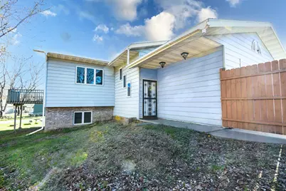 605 Roosevelt Road, Saint Cloud, MN 56301 - Photo 1