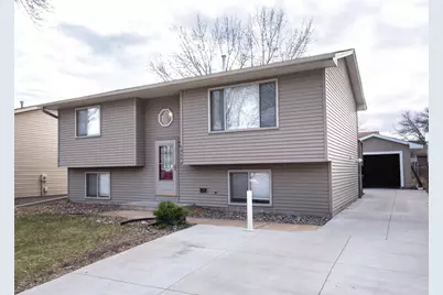 10470 Palm Street NW, Coon Rapids, MN 55433 - Photo 1