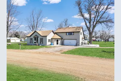 301 SW Cole Avenue, Avoca, MN 56114 - Photo 1