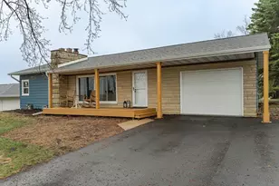 3120 Eastwood Rd SE, Rochester, MN 55904 - Photo 1