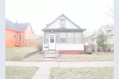 768 Magnolia Avenue E, Saint Paul, MN 55106 - Photo 1