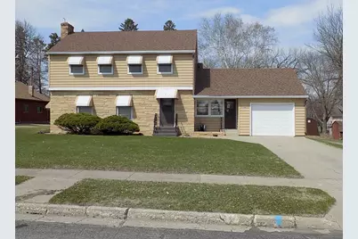 106 W 5th Street, Winthrop, MN 55396 - Photo 1