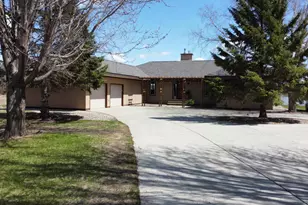 264 60th Ave NE, Willmar, MN 56201 - Photo 1