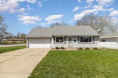 968 Shumway Street S, Shakopee, MN 55379 - Photo 1