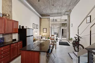 521 S 7th St, Minneapolis, MN 55415 - Photo 1