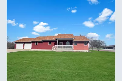 2749 Garnet Avenue, Slayton, MN 56172 - Photo 1