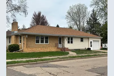505 Victoria Street, Fairmont, MN 56031 - Photo 1