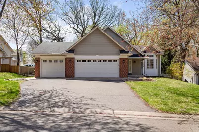 2198 Dahl Avenue E, Saint Paul, MN 55119 - Photo 1