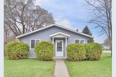 223 Main Street NE, Menahga, MN 56464 - Photo 1