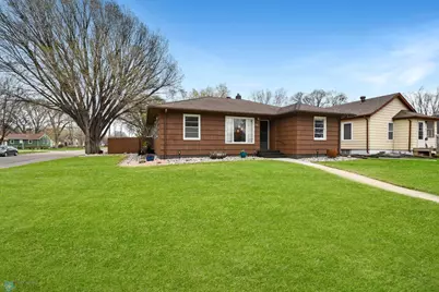 322 12th Street N, Moorhead, MN 56560 - Photo 1