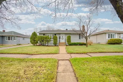 1609 16th Avenue E, Hibbing, MN 55746 - Photo 1