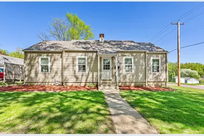 949 7th Avenue SW, Faribault, MN 55021 - Photo 1