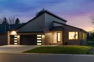 1952 Campfire Dr E, Waconia, MN 55387 - Photo 1