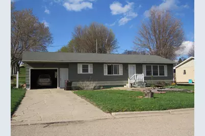 420 Carlton Avenue, Chandler, MN 56122 - Photo 1