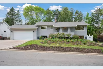 2837 Lakeview Avenue, Roseville, MN 55113 - Photo 1