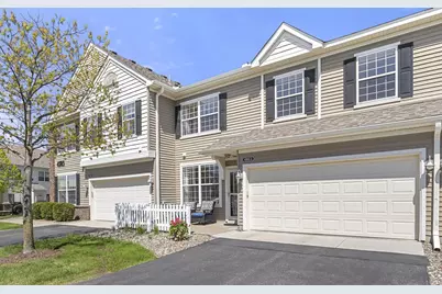 4503 Rosemary Way #5, Hugo, MN 55038 - Photo 1