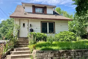 717 3rd St E, Saint Paul, MN 55106 - Photo 1