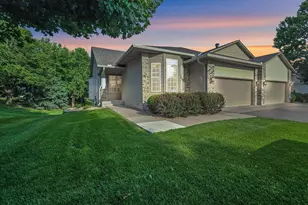 791 Woodduck Dr, Woodbury, MN 55125 - Photo 1