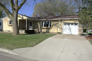 318 3rd St, Dawson, MN 56232 - Photo 1